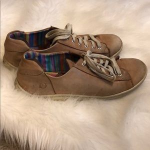 Born leather Tennis Shoes